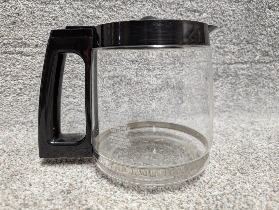 Hamilton Beach FlexBrew 49976 Replacement 12 Cups Glass Carafe & Brew Basket - Image 2 of 4