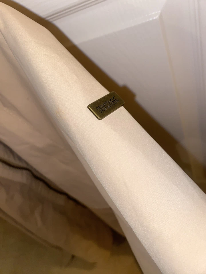 Abrigo de lluvia Regatta beige claro crema largo completo Mac UK 18 EU44 cremallera Isotex (D119) Foto 2 de 4