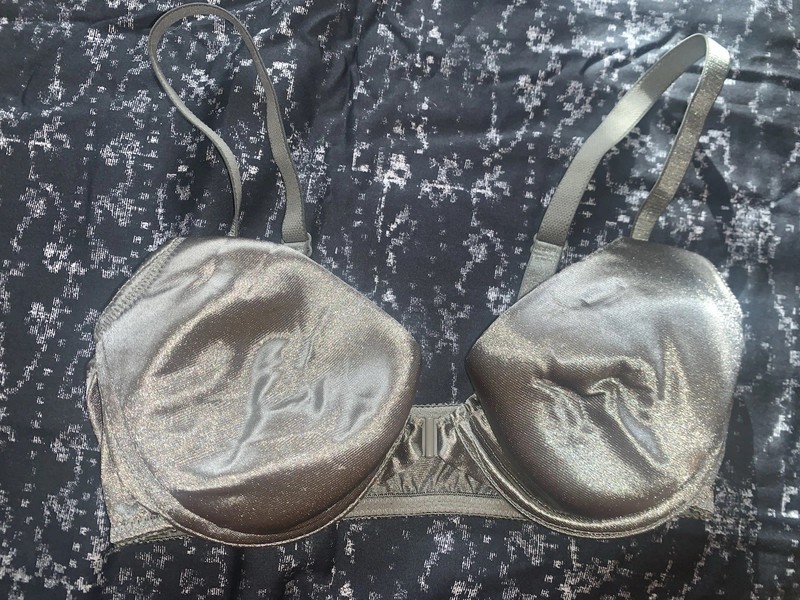 Vintage Victoria’s Secret Shiny Padded Front Closure Bra Size 32B