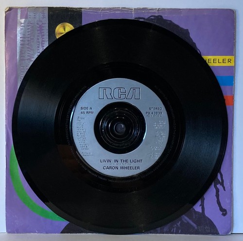 Caron Wheeler Livin In The Light 45 1990 90s 7’’ single - Picture 3 of 4