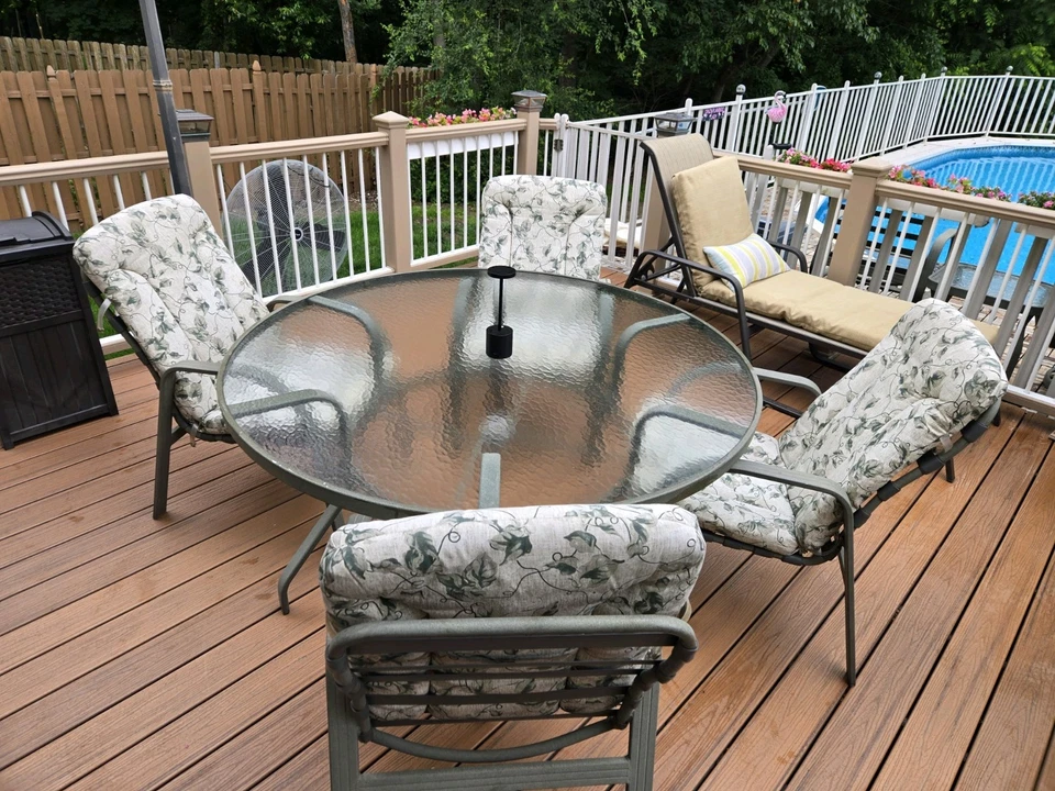 2 - 60" Round Tempered Glass Tables And 8 Cushioned Chairs - Image 3 of 4