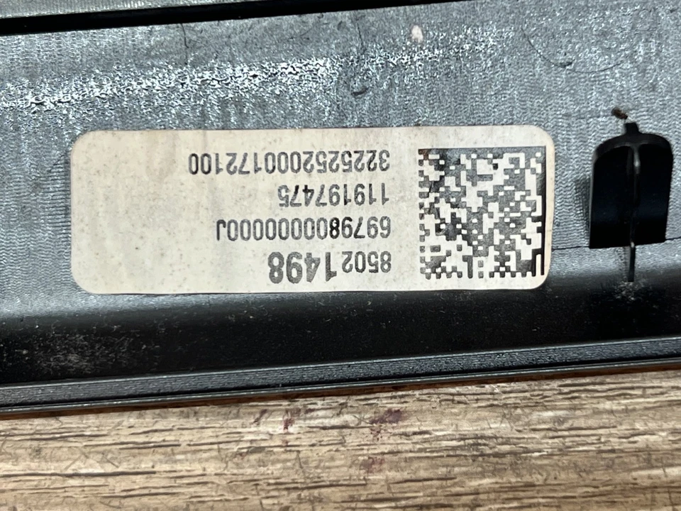 GMC SIERRA 2020-23 capó ventilación de aire 2500HD 3500HD 6,6 L PIEZA FABRICANTE DE EQUIPOS ORIGINALES #85021498 Foto 3 de 4