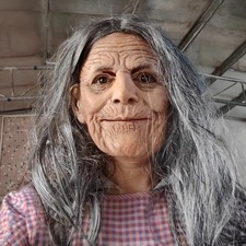 New Realistic Granny Old Woman Latex Mask Moving Mouth Grey Hair Halloween