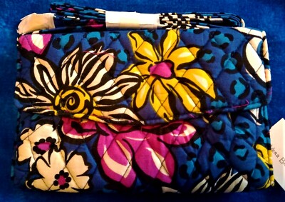VERA BRADLEY 54