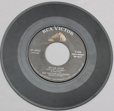 PEREZ PRADO RHYTHM STICKS / CHERRY PINK AND APPLE BLOSSOM 45 7'' RECORD (47-5965)