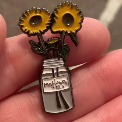 Brand new Harry styles inspired sunflower vol 6 enamel lapel pin brooch