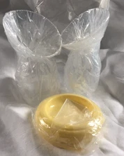 Marina Vida manual Breast Pump Silicone Baby Breastfeeding Milk Saver New 2 pack