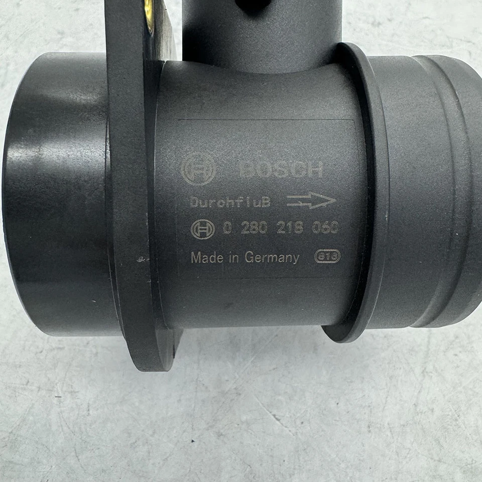 Sensor de flujo de aire de masa Bosch MAF para VW Touareg Jetta Beetle 2,0 L 4,2 L 0280218060 Foto 4 de 4