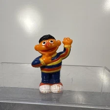 Vintage Muppets Inc CBS Ernie 2” Plastic Figure Made In Hong Kong