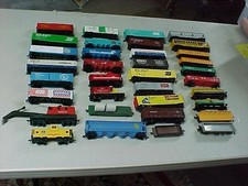 35 PIECES HO Scale Freight Car Lot A
