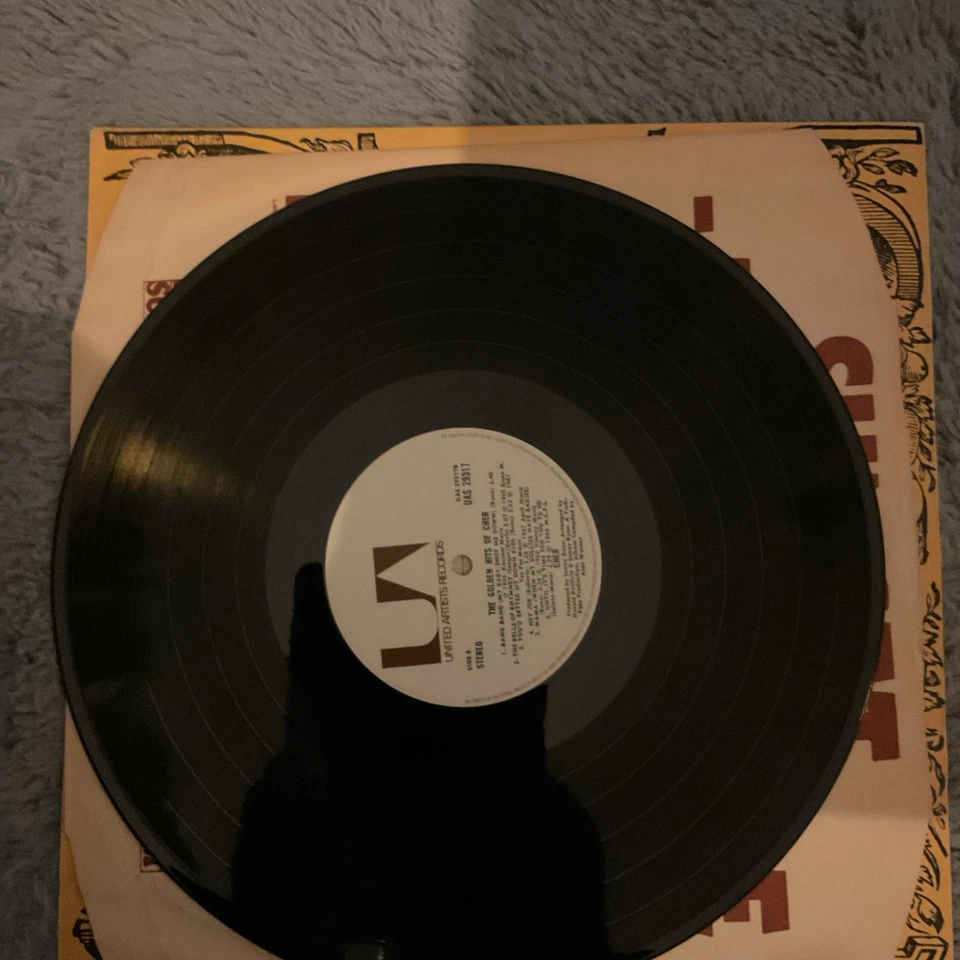 Cher the Golden Hits of Cher (1975 Vinyl LP, UK, Sunset Records) Ex - Image 4 of 4