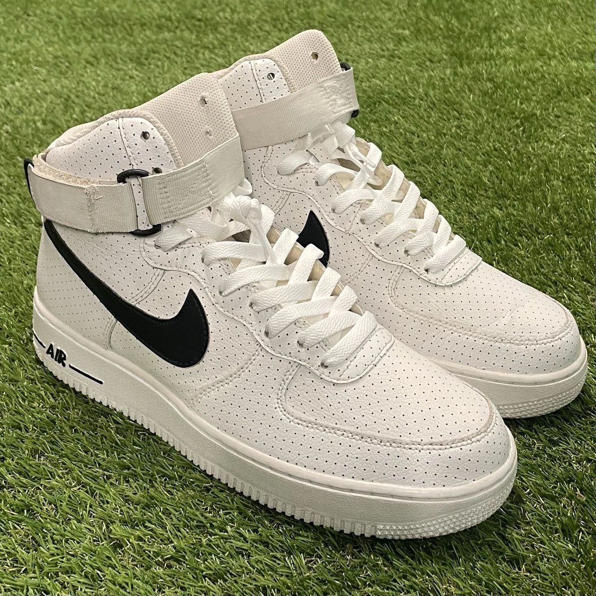 Nike Air Force 1 ´07 Perforated High White for Sale | Authenticity