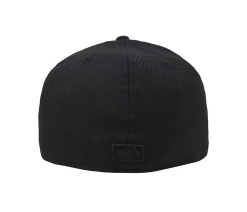 New Era 59Fifty Men Boys Cap MLB Seattle Mariners Black On Black Hat Size 6 7/8 - Picture 4 of 5
