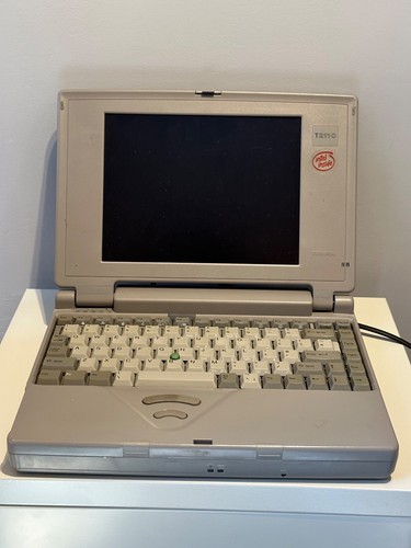 Vintage Laptop - Toshiba Satellite T2110 - Afbeelding 2 van 8