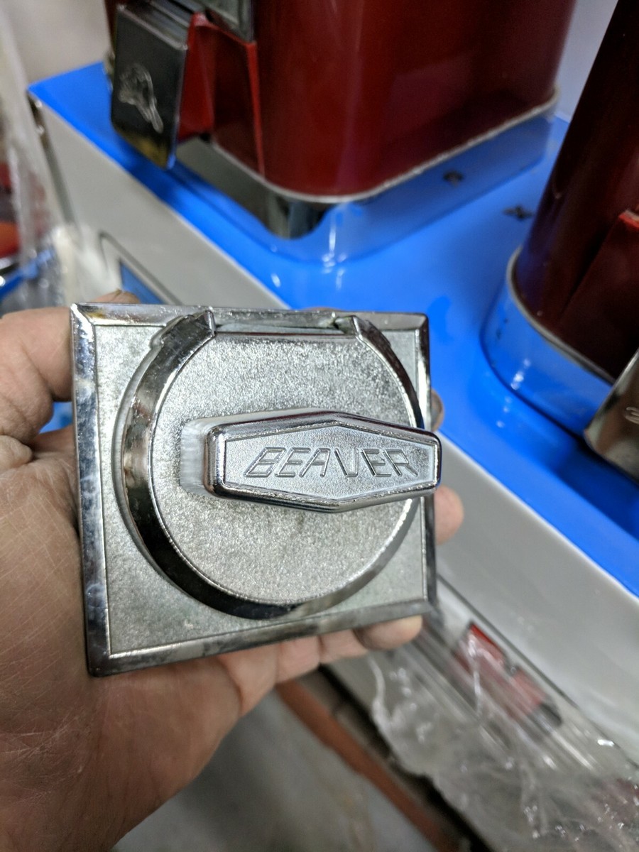 Beaver Gumball Machine $2 TOONIE Coin Mechanism NG1500F