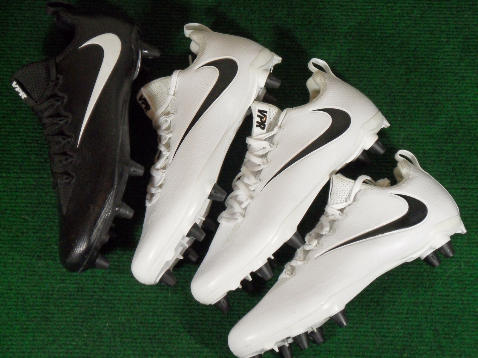 detachable football cleats