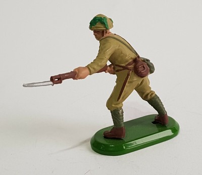 ww2 soldier figures