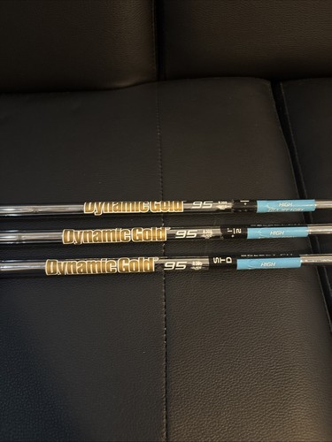 3 Stück TRUE TEMPER DYNAMIC GOLD 95 VSS PRO R300 REGULAR FLEX STAHLSCHÄFTE Griffe NEU