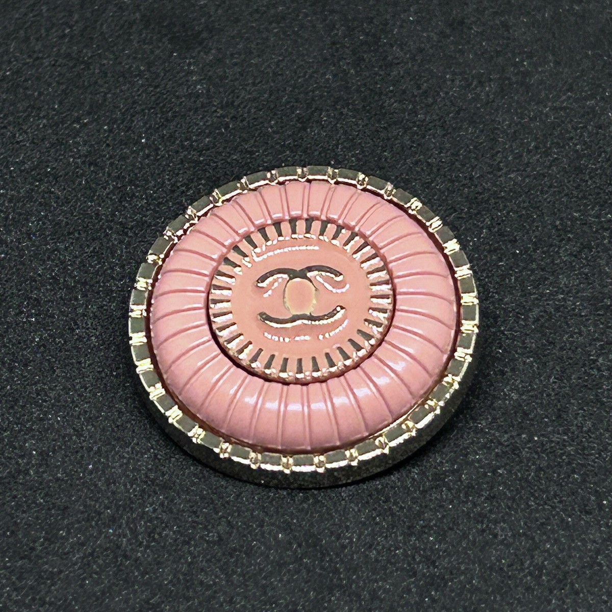 CHANEL ボタン CHANEL - CHANEL ボタンの通販 by 拳ちゃん1126's shop