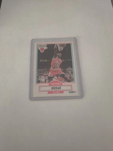 1990-91 Fleer - Michael Jordan #26 Black Line Above Biographical Information