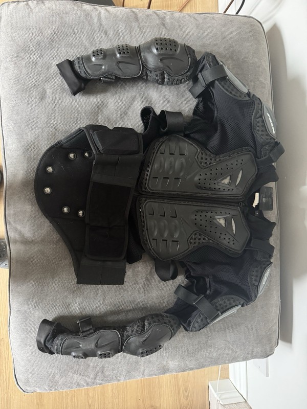 Fox Titan Sport Jacket Body Armour Mtb/mx Size Small