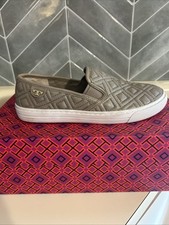 Zapatilla Tenis Tory Burch Jesse Acolchada Gris Francés Talla 5