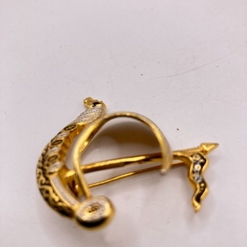 Spanish damascene brooch Royal horsehead sailing ship 4cm vtg costume jewellery - Picture 6 of 7