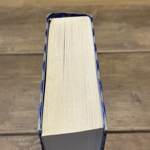Rune Edition Lord of Shadows by Cassandra Clare (Hardcover, 2017) Stamp Signed - Picture 4 of 12