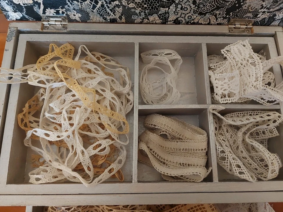 Coffre, boîte rectangulaire  customisée papier  dentelles ,boîte à bijoux,miroir - Photo 4/4