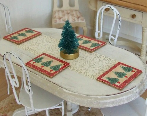 Miniature Dollshouse Accessories 4 Christmas Placemats with Cork Backing 1:12th - Picture 3 of 3