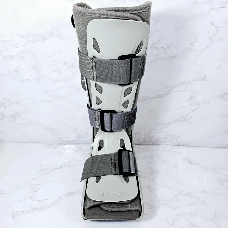 Aircast Soft Strike Pie Tobillo Caminar Bota Fundida Bomba Incorporada DJO, LLC Mediana Foto 4 de 4