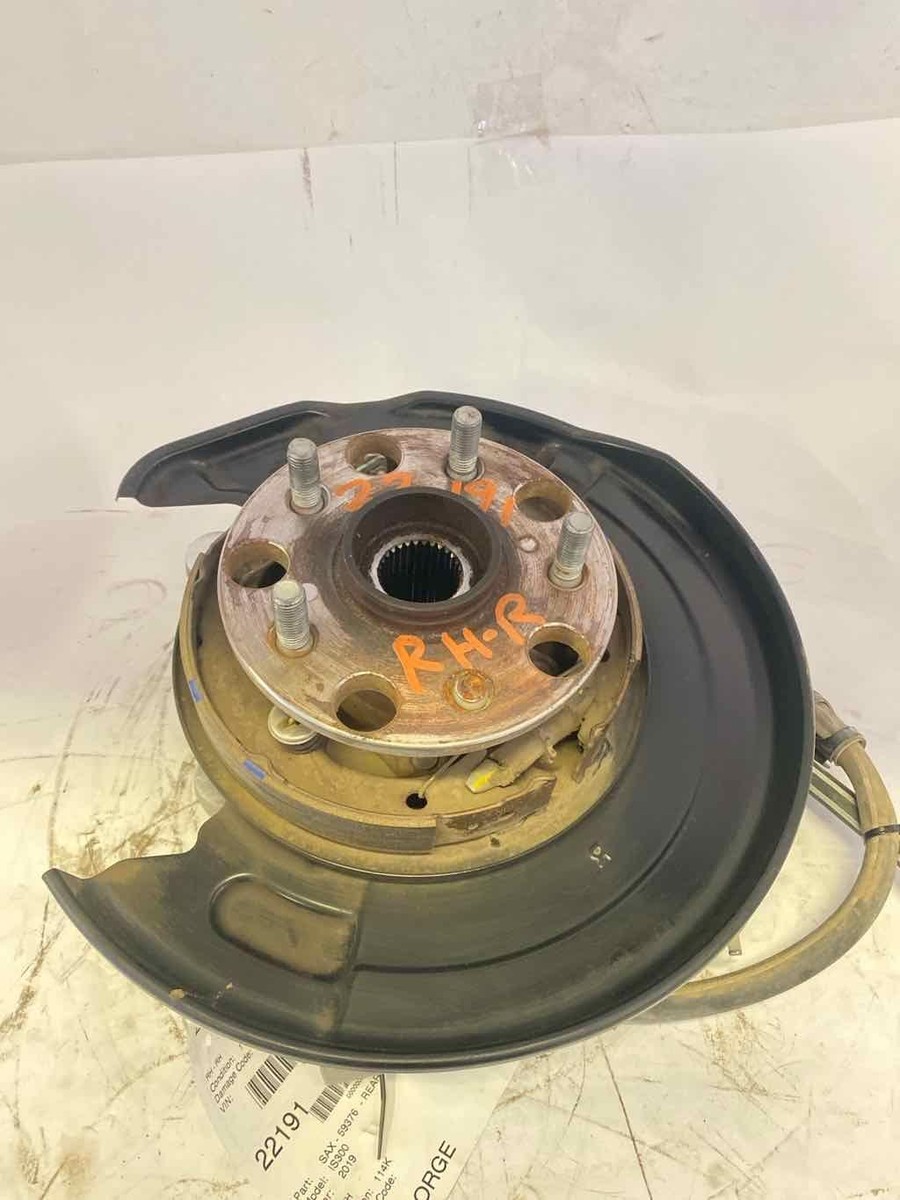 Rear Knuckle/stub Axle LEXUS IS300 Right 16 17 18 19 | eBay