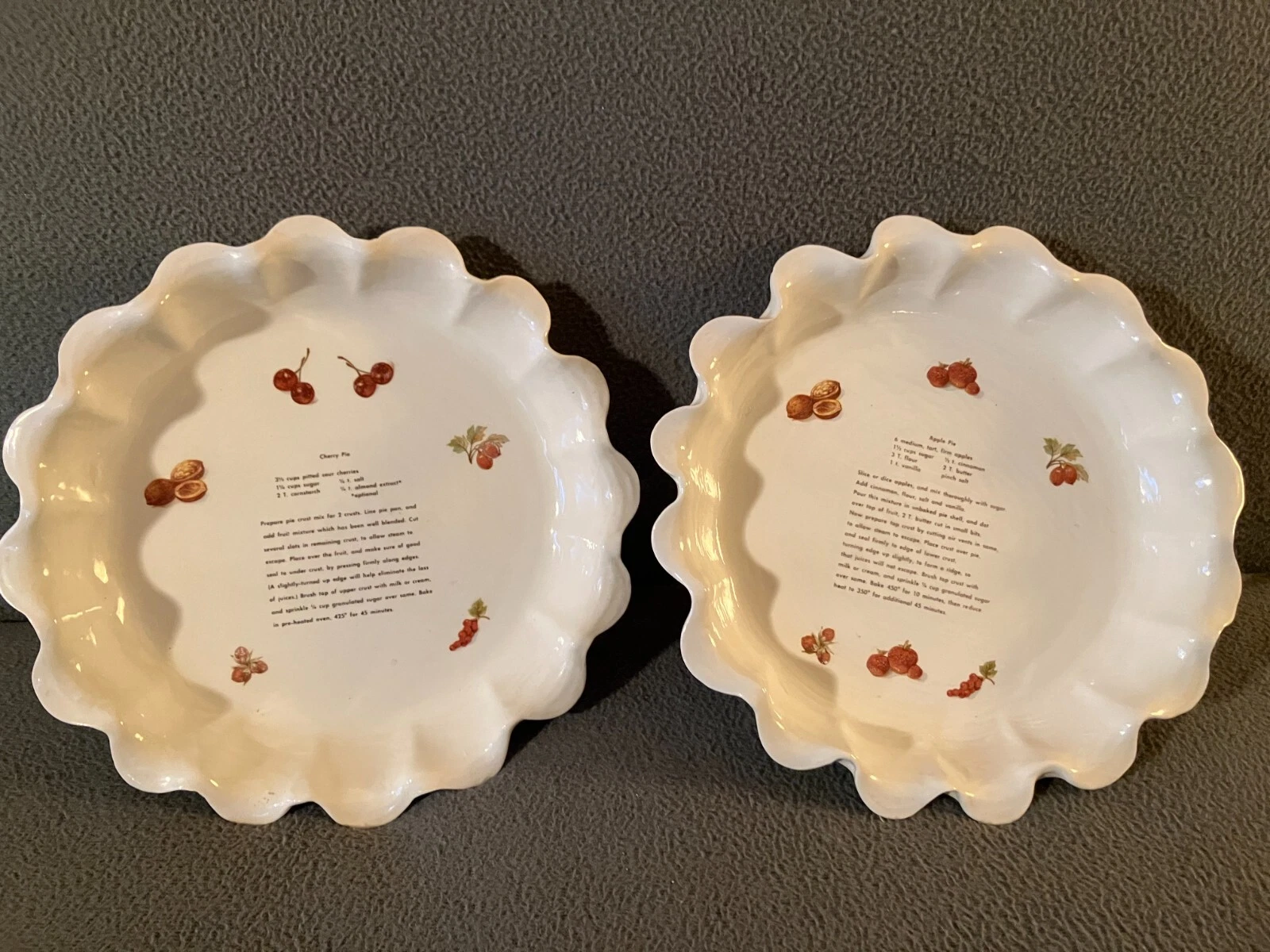 Set of 2 Deep Dish Pie Plate Baking Dishes - Cherry and Apple Recipes