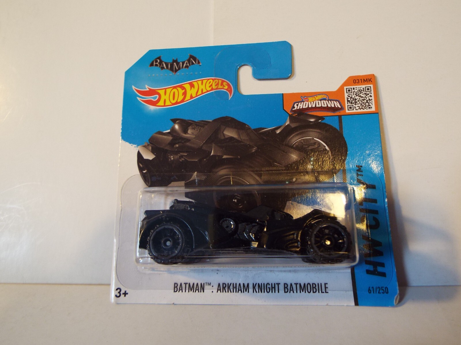 HOTWHEELS-BATMAN-ARKHAM KNIGHT -BATMOBILE