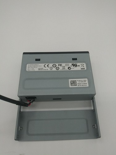 Dell SD Card Reader IO Interconnect R-680-070-215A Card Reader With Bracket - Picture 3 of 3