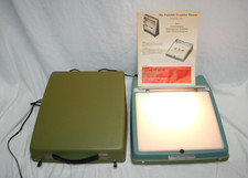 The Portable Graphics Viewer Model 2001 by Davenport Graphics Vintage T1425