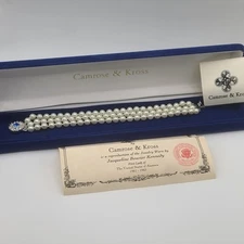 Camrose Kross Jacqueline Kennedy JBK Pearl Bracelet Blue Rhinestone 7.5"