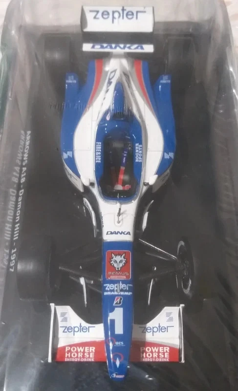 Leggendarie auto da corsa F1 ARROWS A18 di Damon Hill del 1997 in scala 1:24 - Immagine 3 di 4