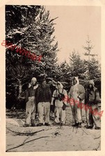 Soldati tedeschi nella squadra di spia mimetica invernale presso Kalinin...