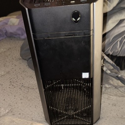 Alienware Aurora Gaming Desktop Tower Black USB HDMI DisplayPort Ethernet