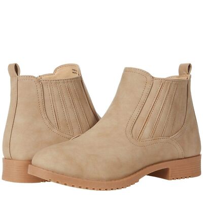 CL by Chinese Laundry Women's FAMED Nubuck Ankle Boot, Taupe, 8