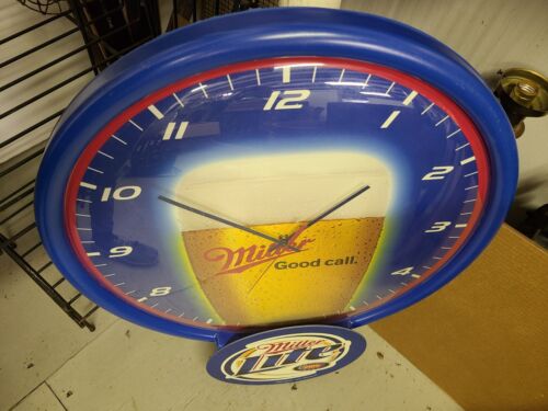 Miller Lite Clock Miller Brewing Co. Milwaukee, WI 24" x 19" - Picture 2 of 4