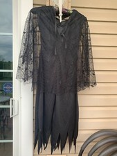 Rubie s Girls Black HALLOWEEN DRESS-UP THEATER COSTUME WITCH DRESS. Sz. Medium.