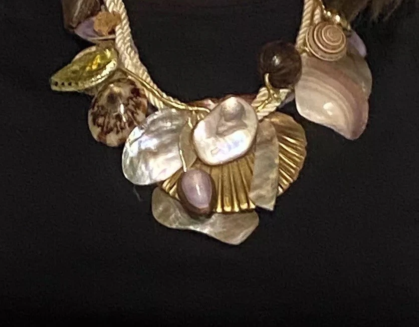 Vintage Necklace By Celebrity Designer Peggy Graham, Handmade w/Seashells - Image 3 of 4