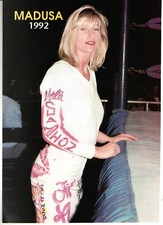 WCW WORLD CHAMPIONSHIP WRESTLING MAGAZINE PAGE PINUP #2 (1992) MADUSA MICELI
