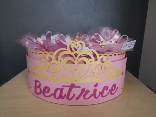 BOMBONIERA CALAMITA CORONA PERSONALIZZATA NASCITA BATTESIMO FESTA BIMBA - Foto 12 di 17