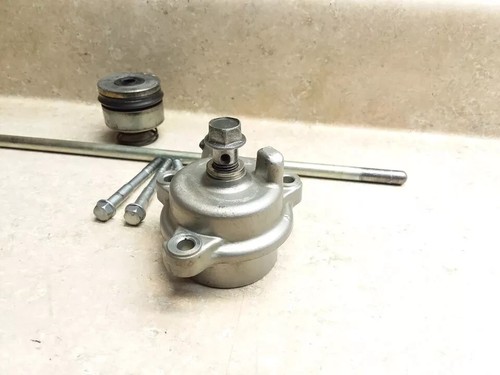 1984 Honda V65 Sabre VF1100S VF1100 Engine Clutch Slave Cylinder Assy WORKS PJ-1 - Picture 8 of 12