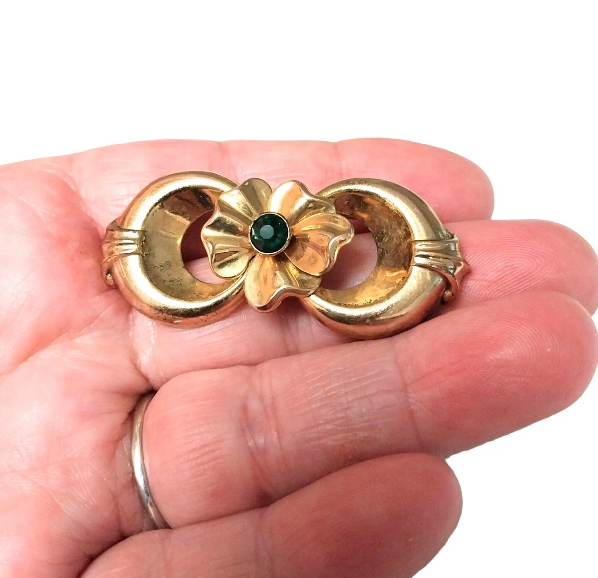 Harry 2024 iskin brooch