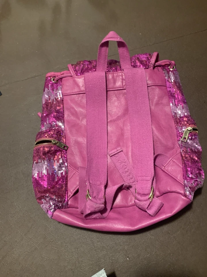 JUICY COUTURE PINK SEQUIN BACKPACK BAG PURSE, GOLD HARDWARE, POCKETS, BUCKLES - Image 4 of 4