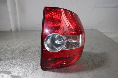 VW Fox 1.2 40kW Heckleuchte / Rückleuchte Rechts 5Z0945111A